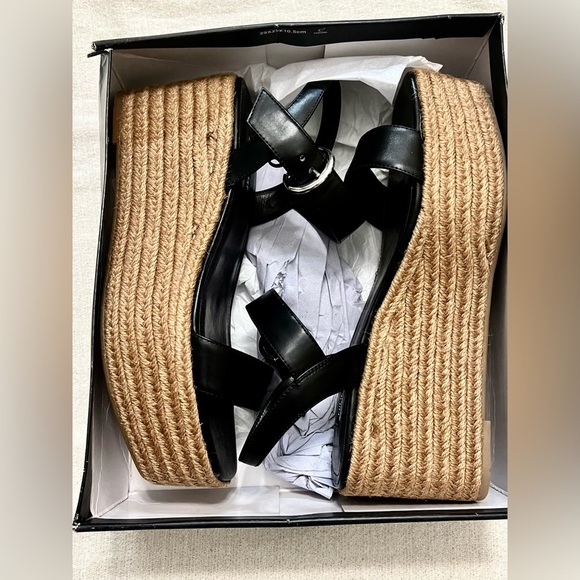 NWT Nine West Nillo 3 Wedge Sandals - Black size 9.5
l - Picture 6 of 8